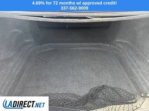 Used 2016 Ford Taurus SEL w/ Equipment Group 201A FWD image 11