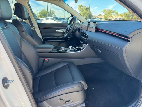 Used 2026 Genesis GV70 2.5T image 19