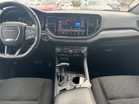 Used 2025 Dodge Durango GT AWD/4WD image 23