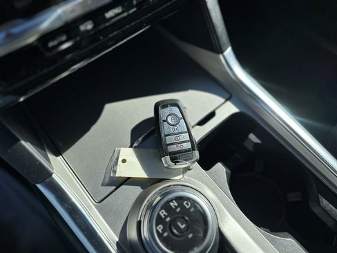 Used 2021 Ford Explorer Limited w/ Equipment Group 301A image 36