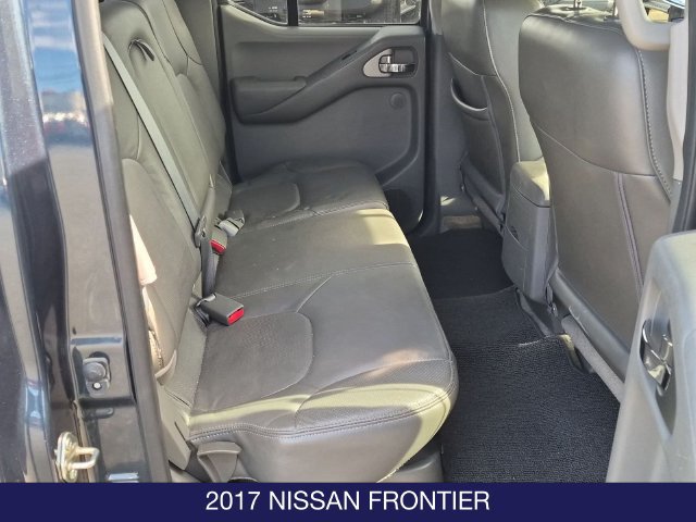 Used 2017 Nissan Frontier SL w/ Moonroof Package RWD image 21