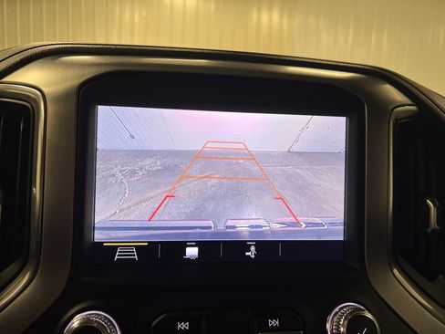 Used 2019 GMC Sierra 1500 SLE w/ SLE Value Package image 19