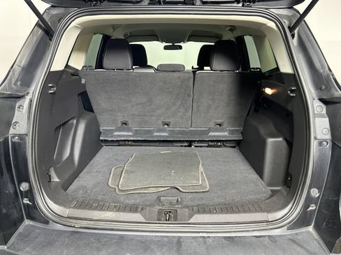 Used 2015 Ford Escape SE FWD image 25