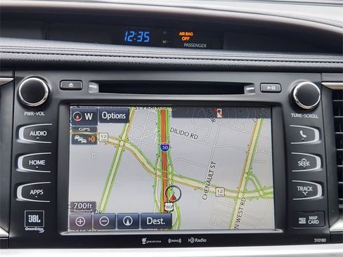 Used 2018 Toyota Highlander Limited image 12