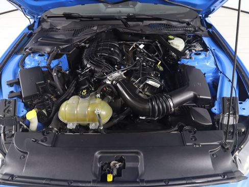 Used 2017 Ford Mustang Convertible RWD image 57