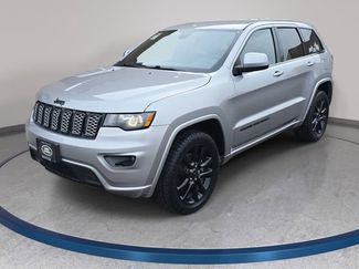 Used 2018 Jeep Grand Cherokee Altitude video 1