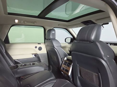 Used 2014 Land Rover Range Rover Sport HSE AWD/4WD image 34
