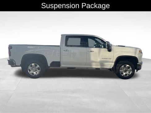 Certified 2023 Chevrolet Silverado 2500 LTZ w/ LTZ Convenience Package image 9