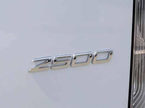 Used 2026 Mercedes-Benz Sprinter 2500 image 47