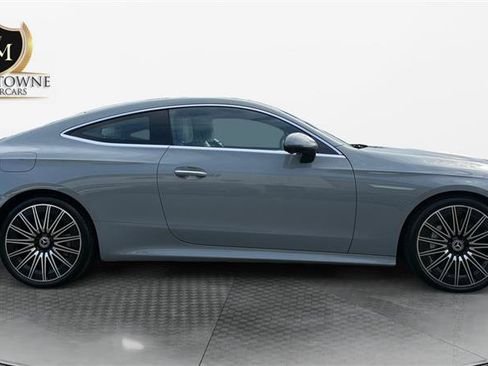 Used 2026 Mercedes-Benz CLE 450 4MATIC Coupe w/ Driver Assistance Package image 6