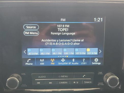 Used 2024 Nissan Frontier SV AWD/4WD image 15