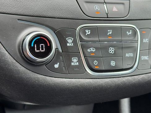 Used 2024 Chevrolet Malibu LT FWD image 19