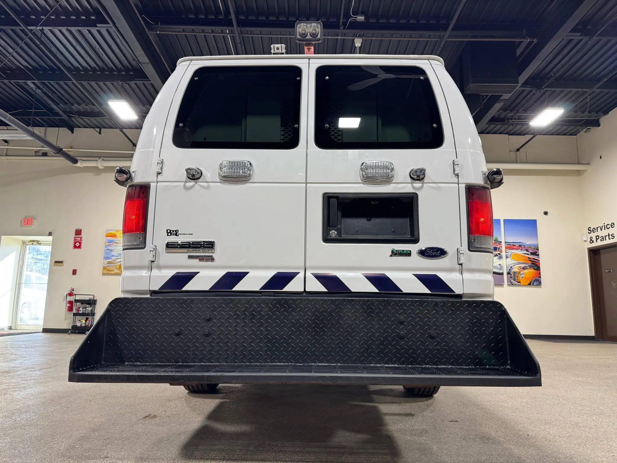Used 2012 Ford E-350 and Econoline 350 Extended Super Duty w/ PWR Group RWD image 33