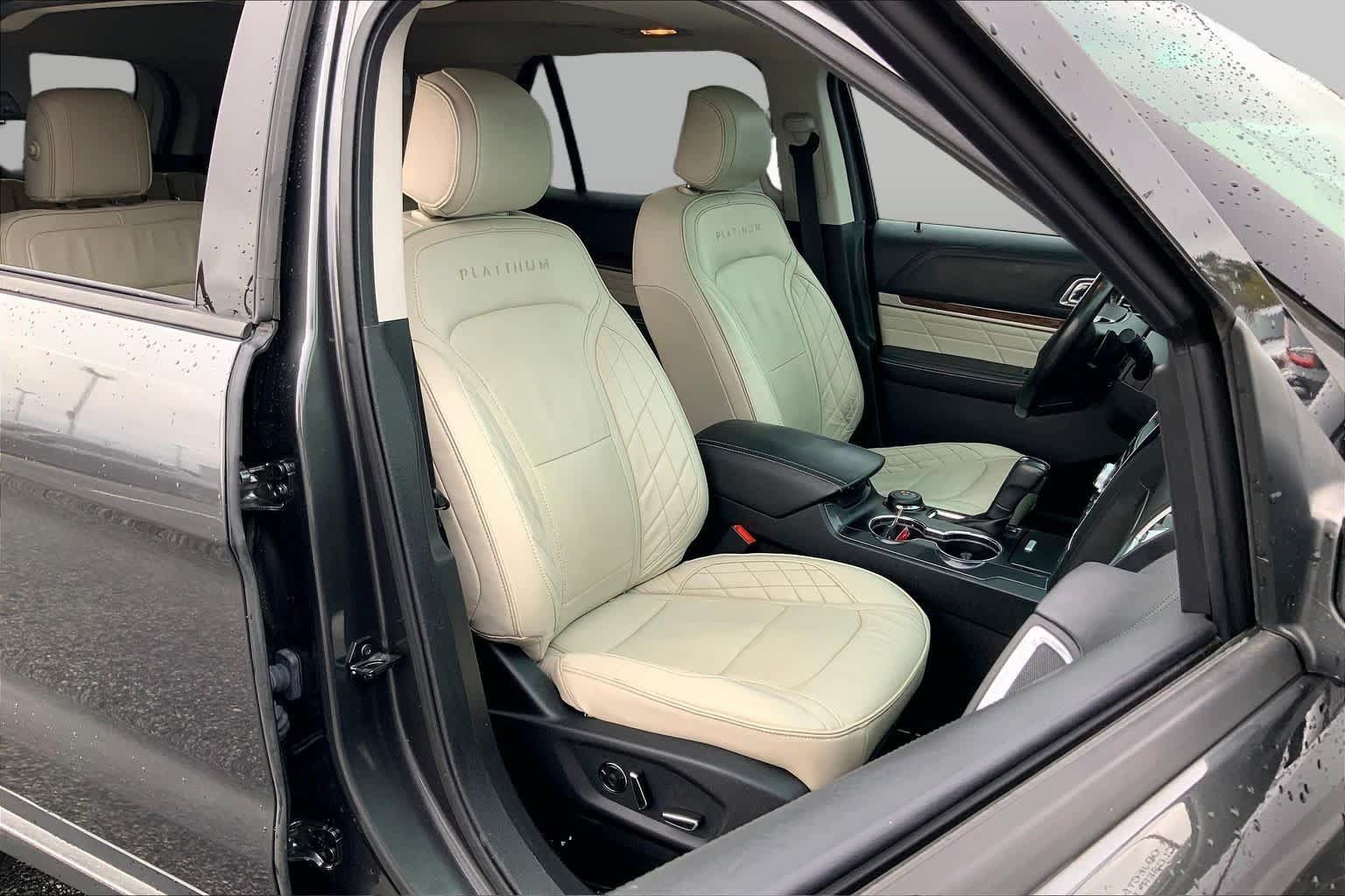 Used 2016 Ford Explorer Platinum AWD/4WD image 9