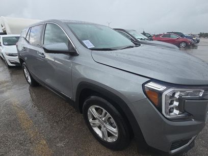 Used 2024 GMC Terrain SLE