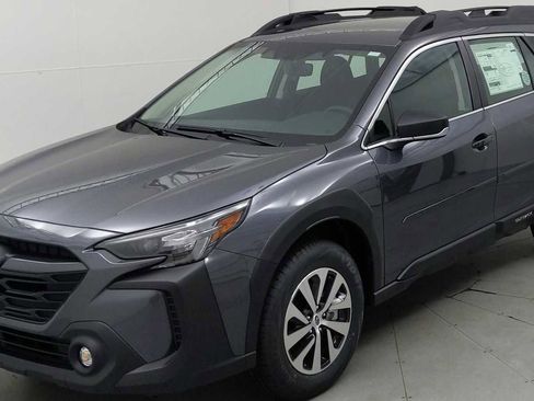 New 2025 Subaru Outback image 5