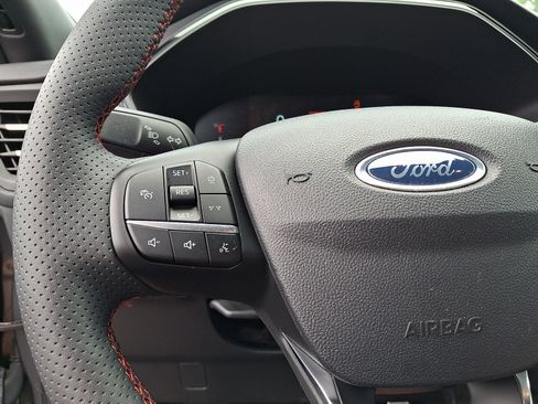 Certified 2023 Ford Escape ST-Line w/ Tech Pack #1 AWD/4WD image 23