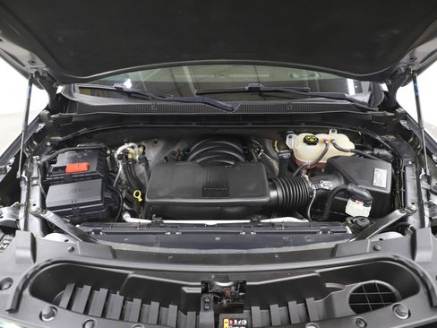 Used 2021 Chevrolet Tahoe Z71 w/ Z71 Off-Road Package image 35