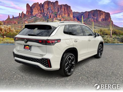 New 2026 Volkswagen Tiguan SEL R-Line image 8