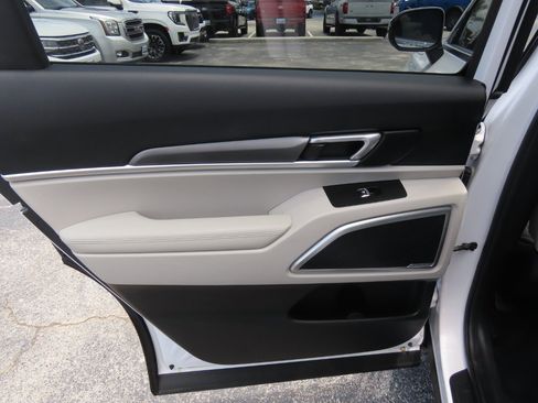 Used 2022 Kia Telluride S AWD/4WD image 18