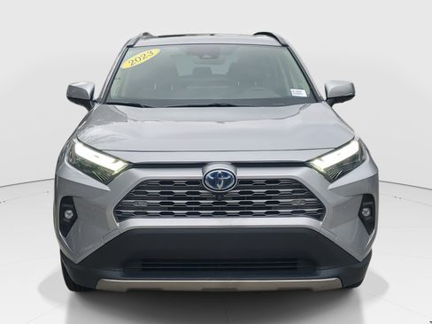 Used 2023 Toyota RAV4 Limited image 2