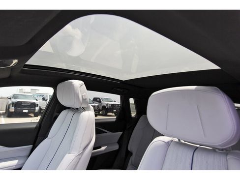 New 2026 Cadillac Lyriq Sport AWD/4WD image 23
