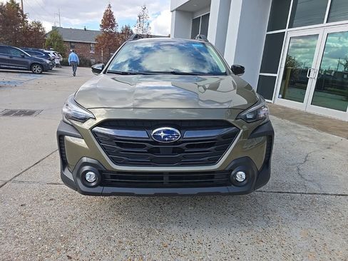 Certified 2025 Subaru Outback Premium image 18