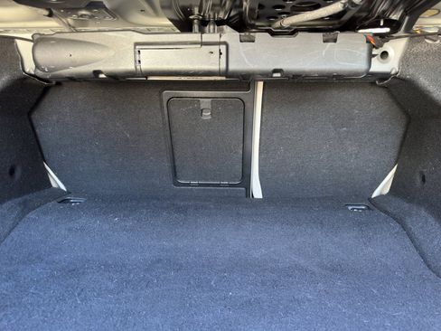 Used 2014 Mercedes-Benz E 350 Sedan image 63