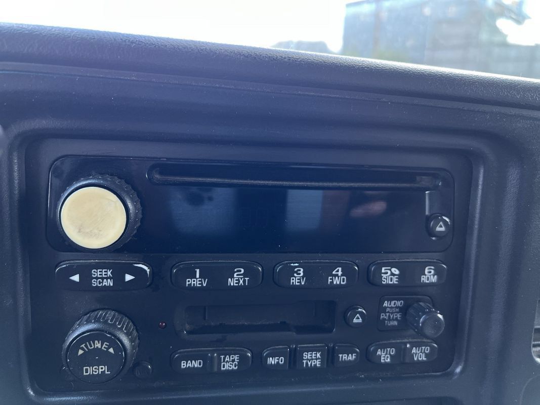 Used 2004 GMC Yukon SLE RWD image 19