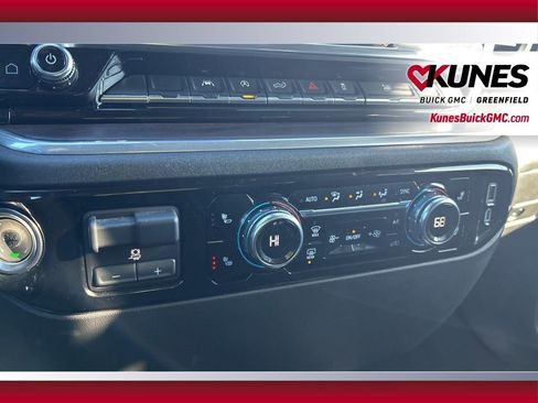 Used 2025 GMC Sierra 1500 SLT image 24