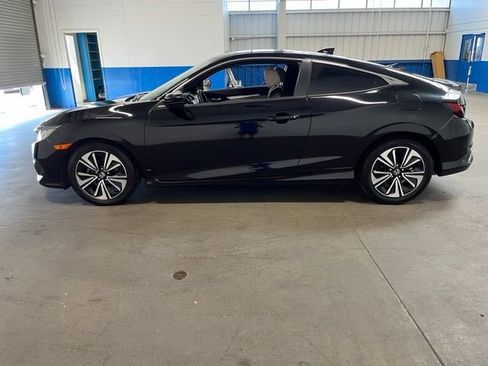 Used 2016 Honda Civic EX-T image 6
