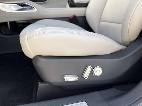 New 2026 Lincoln Nautilus Premier w/ Equipment Group 102A image 20