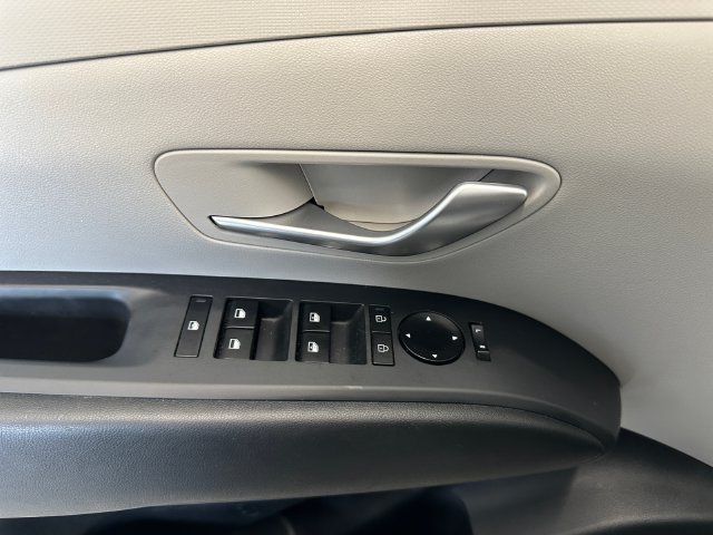 Used 2025 Hyundai Tucson SEL FWD image 19