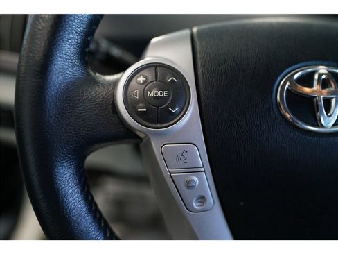 Used 2014 Toyota Prius Four image 24