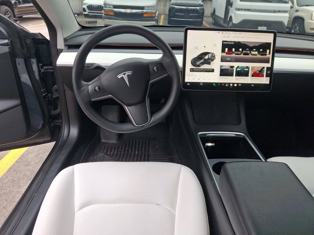 Used 2022 Tesla Model 3 Long Range AWD/4WD image 12