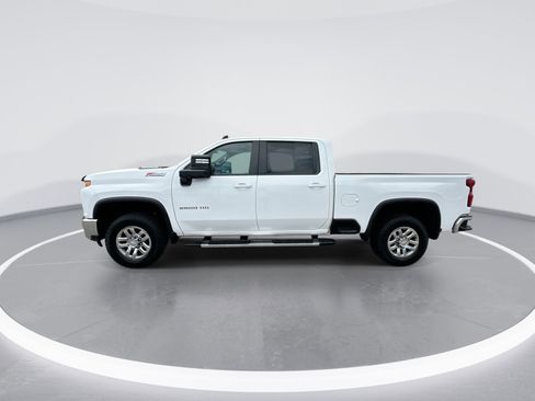 Used 2023 Chevrolet Silverado 2500 LT w/ Convenience Package AWD/4WD image 5