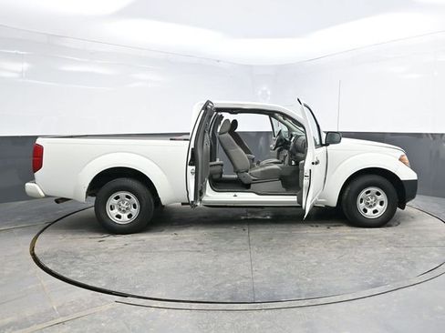 Used 2019 Nissan Frontier S image 36