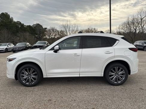 New 2025 MAZDA CX-5 Signature image 5