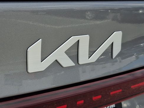 Used 2023 Kia Forte GT-Line w/ GT-Line Premium Package FWD image 31