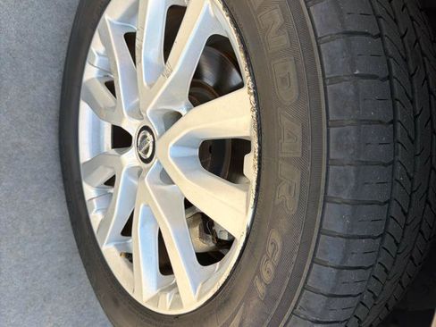 Used 2020 Nissan Rogue Sport S w/ Appearance Package FWD image 36