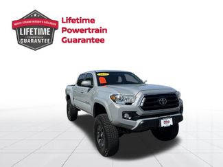 Used 2020 Toyota Tacoma SR5 AWD/4WD video 1