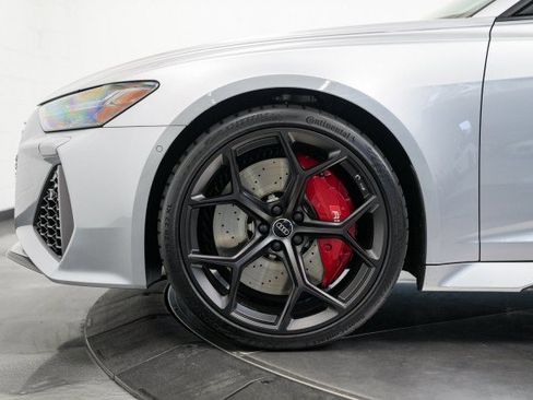 Used 2024 Audi RS 6 performance image 16