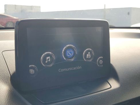 Used 2019 Toyota Yaris LE image 25