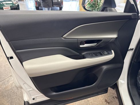 Used 2024 Toyota Grand Highlander XLE image 28