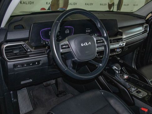Used 2025 Kia Telluride S image 6