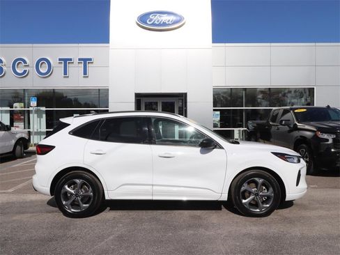 Used 2023 Ford Escape ST-Line w/ Tech Pack #1 image 15