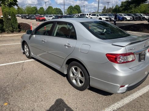 Used 2013 Toyota Corolla S FWD image 7