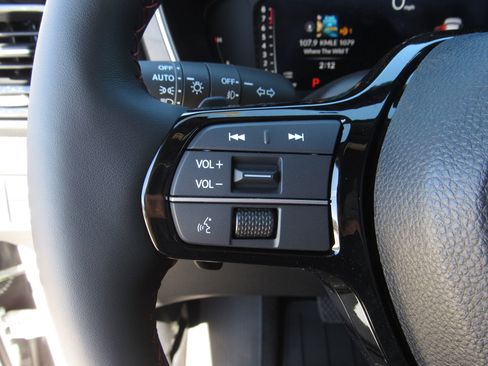 New 2025 Honda Pilot Black Edition image 26