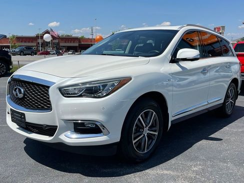 Used 2019 INFINITI QX60 Luxe w/ Essential Package FWD image 4