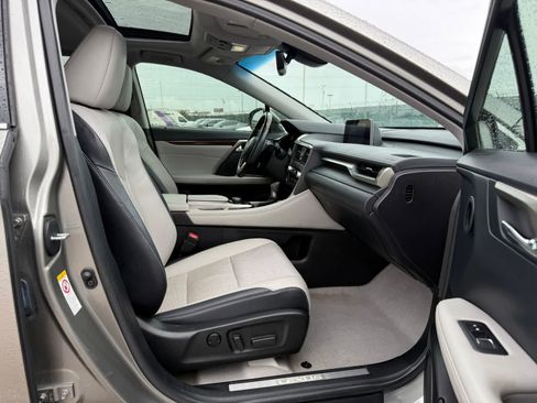 Used 2019 Lexus RX 350 FWD w/ Premium Package image 21
